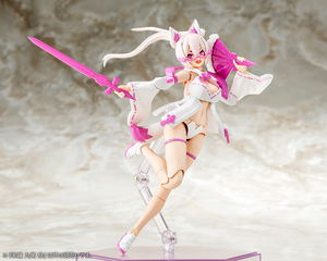 Megami Device 1/1 Scale Plastic Model Kit: Asra Nine-Tails Matsuri_