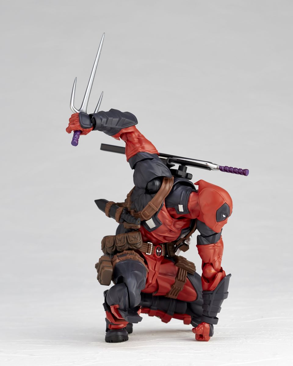 Revoltech Amazing Yamaguchi Deadpool: Deadpool Ver. 2.5