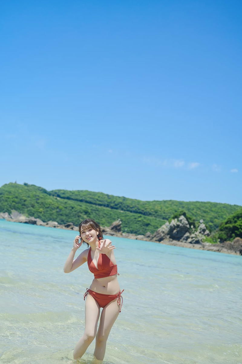 Akari Kito Anniversary Photo Book: Akari No Mama image 5