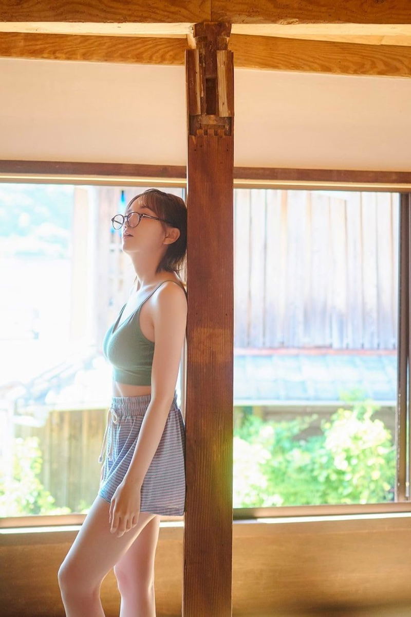 Akari Kito Anniversary Photo Book: Akari No Mama image 7