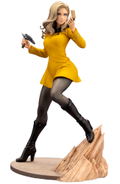 Star Trek 1/7 Scale Pre-Painted Figure: Star Trek Bishoujo Command Officer thumbnail 1