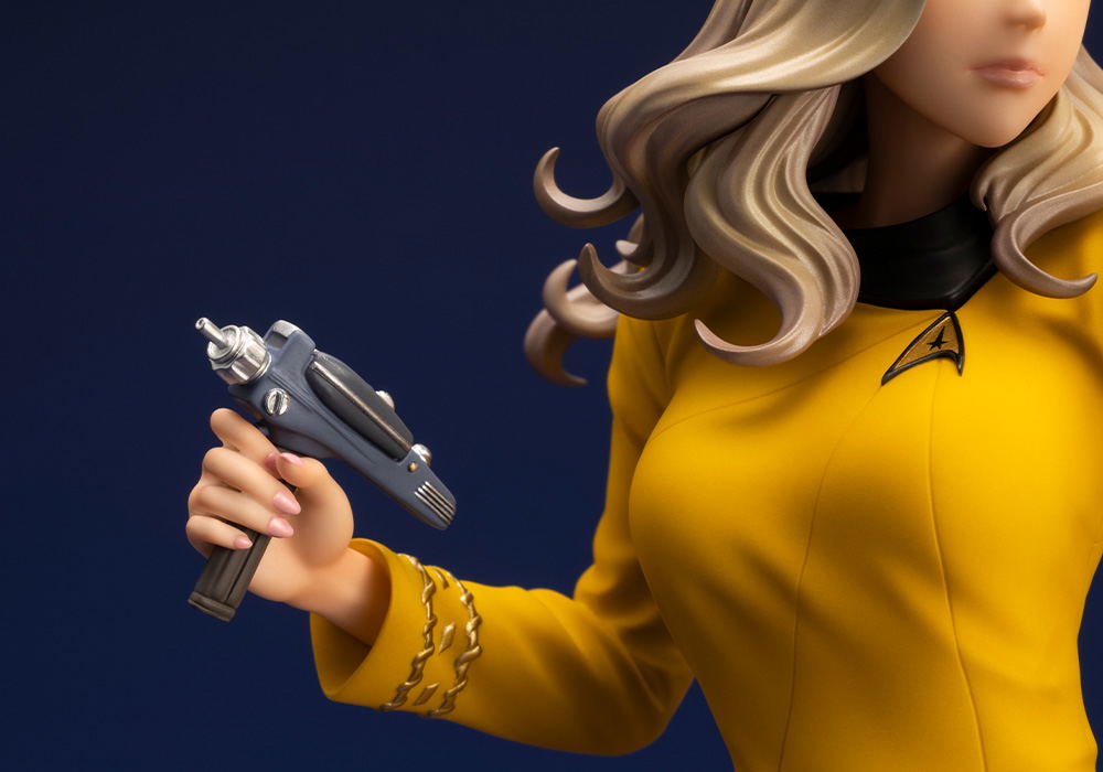 Star Trek 1/7 Scale Pre-Painted Figure: Star Trek Bishoujo Command