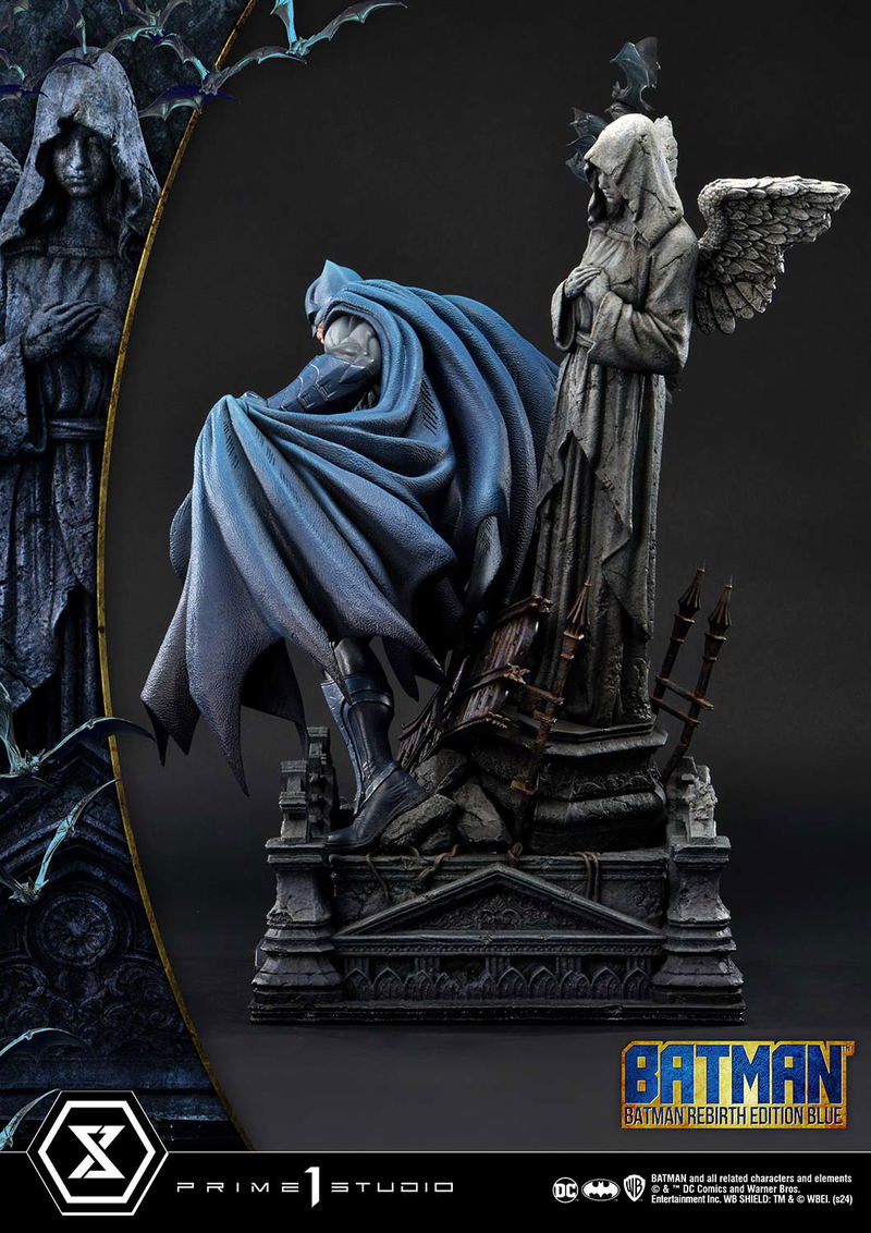 Ultimate Premium Masterline Batman (Comics) 1/4 Scale Statue: Batman Rebirth Edition (Blue) image 11