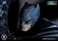 Ultimate Premium Masterline Batman (Comics) 1/4 Scale Statue: Batman Rebirth Edition (Blue) thumbnail 28