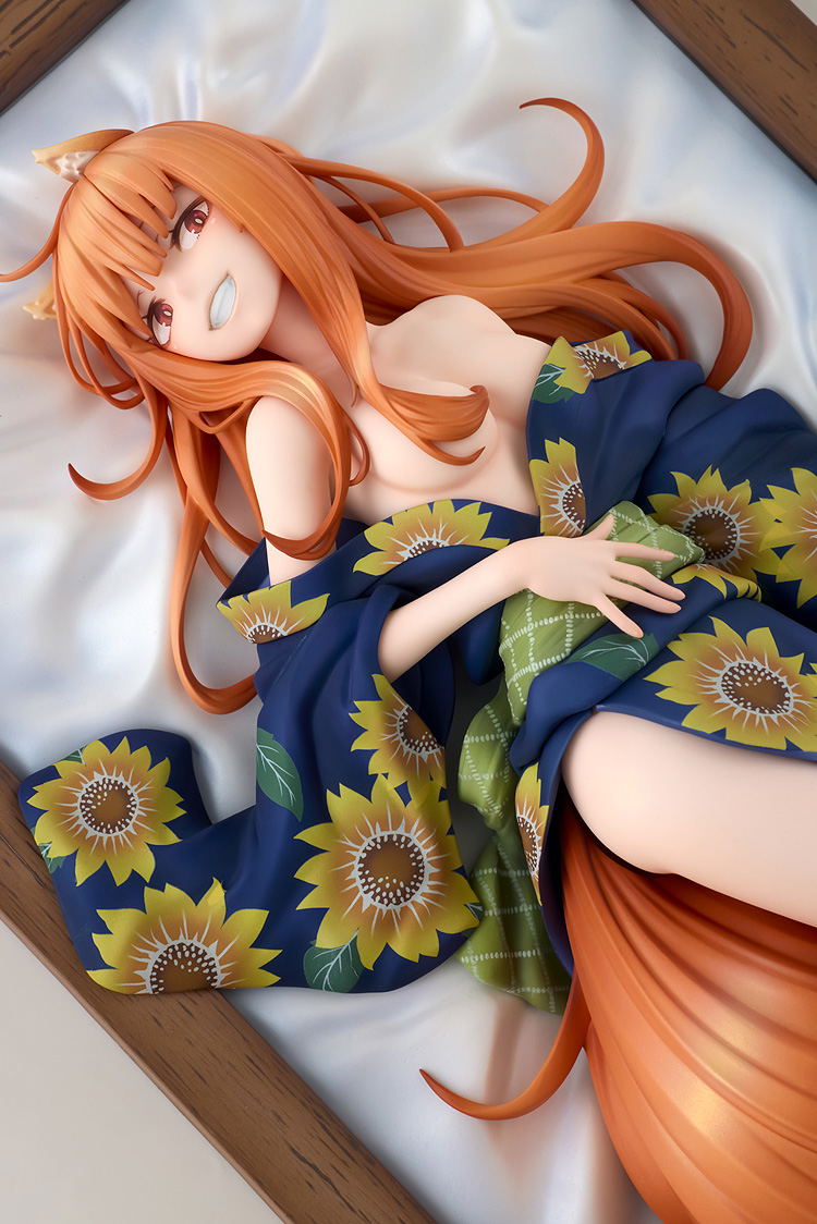 Spice and Wolf Merchant Meets the Wise Wolf 1/7 Scale Pre-Painted Figure: Holo Yukata Beauty Ver. image 4