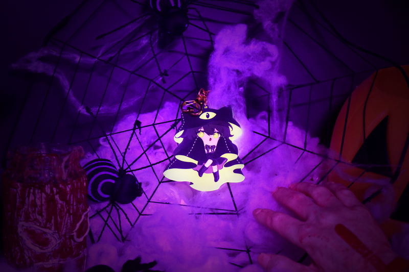 Grimmi - Glow in the Dark Keychain (Halloween) image 4