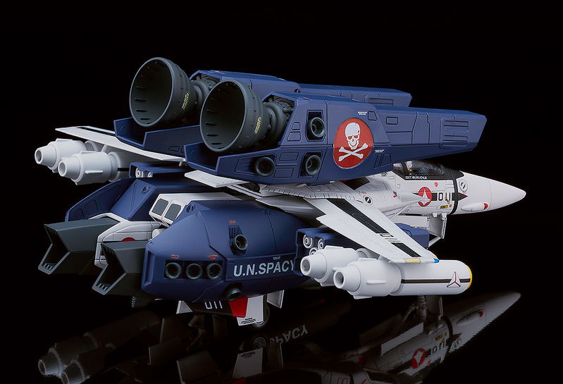 Macross Do You Remember Love? PLAMAX PX11 1/72 Scale Plastic Model Kit: VF-1A Super Fighter Valkyrie Skull Platoon image 3