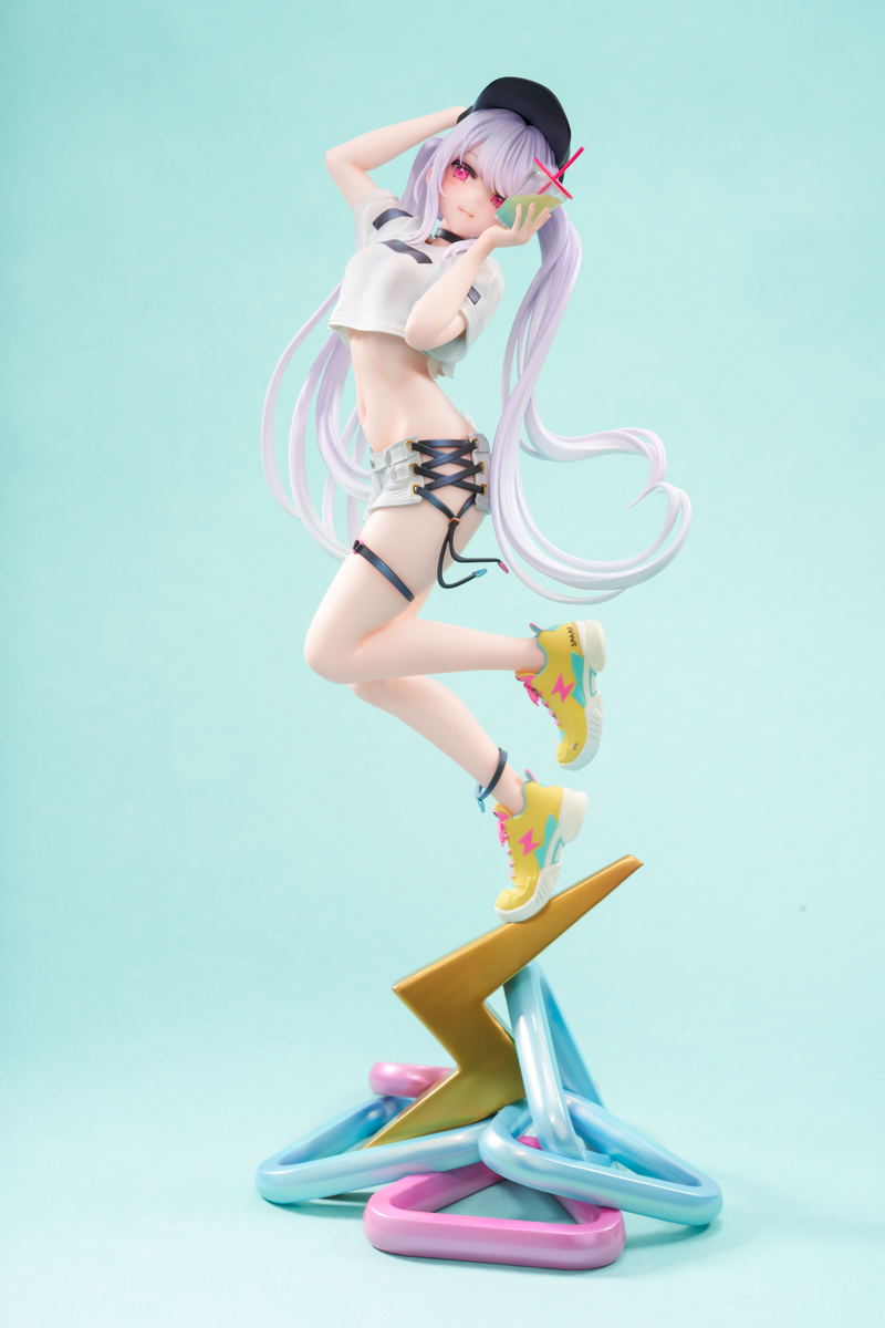 Spark 1/7 Scale Pre-Painted Figure image 2