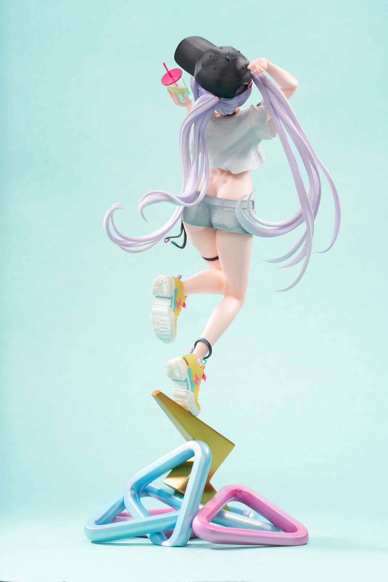 Spark 1/7 Scale Pre-Painted Figure image 3