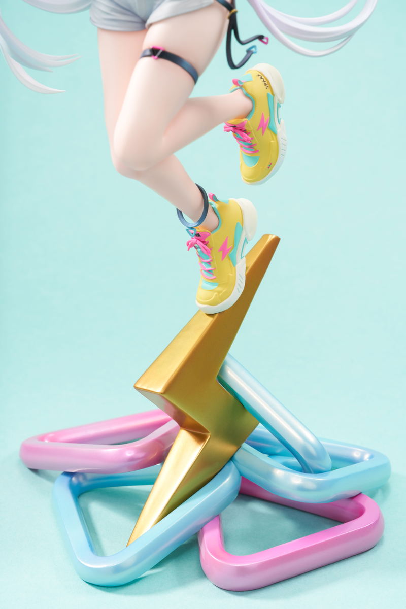 Spark 1/7 Scale Pre-Painted Figure image 6