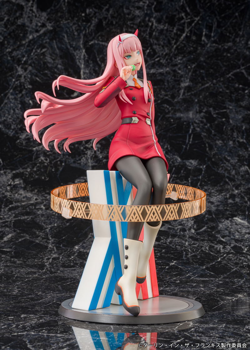 Darling in the Franxx 1/7 Scale Pre-Painted Figure: Zero Two image 3