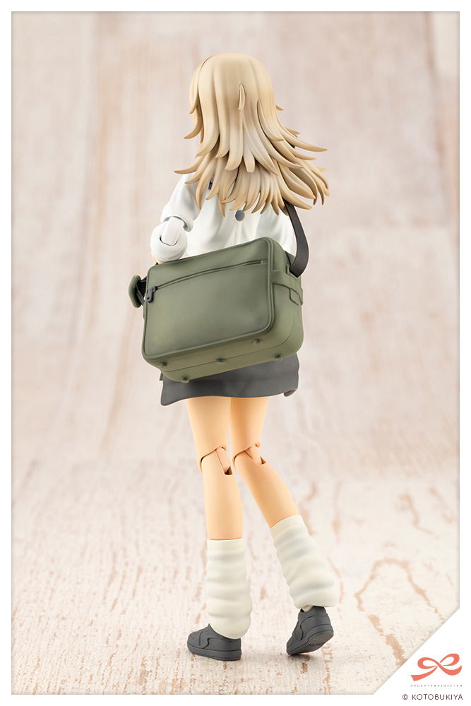 Sousai Shojo Teien 1/10 Scale Plastic Model Kit: Wolf-san image 3