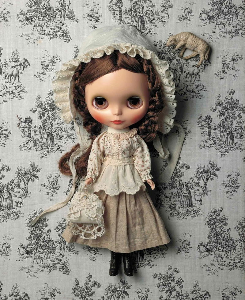 Blythe's Antique Closet: Blythe image 10