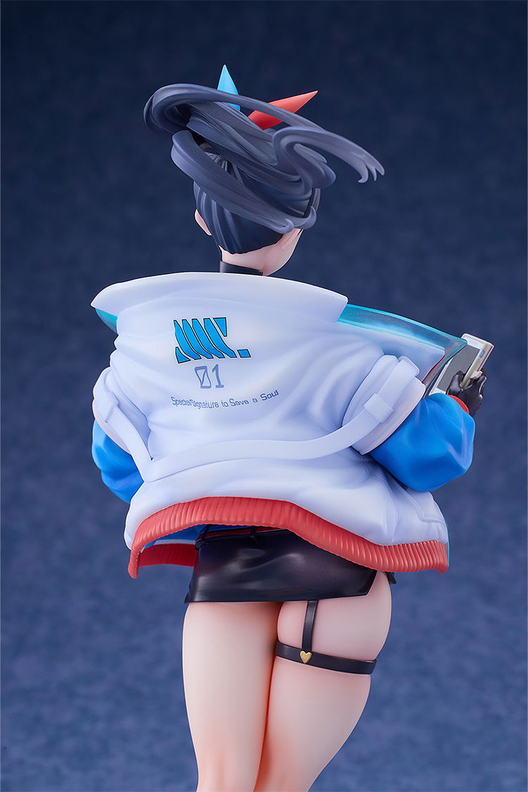 Gridman Universe 1/7 Scale Pre-Painted Figure: Takarada Rikka (Dreamy Divas Ver.) image 6