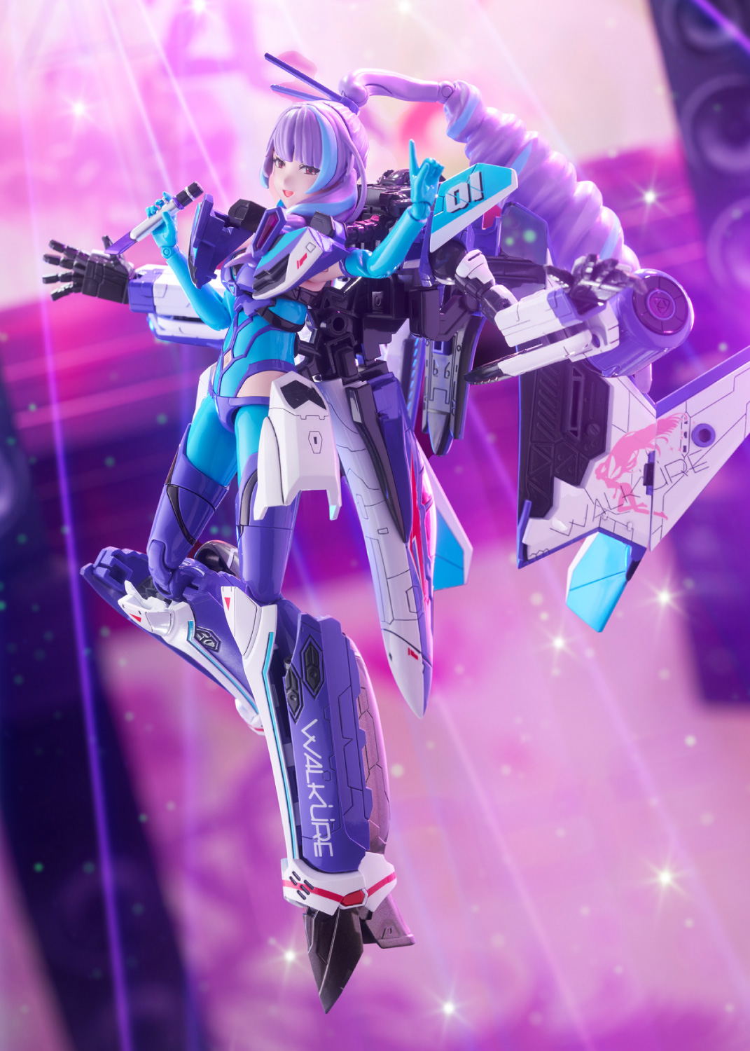 V.F.G. Macross Delta Plastic Model Kit: VF-31J Siegfried Mikumo