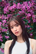 Hinatazaka46 Kumi Sasaki 1st Photo Book: Turning Days thumbnail 4