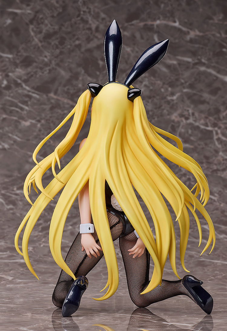 To Love-Ru Darkness 1/6 Scale Pre-Painted Figure: Golden Darkness Bunny Ver. image 5