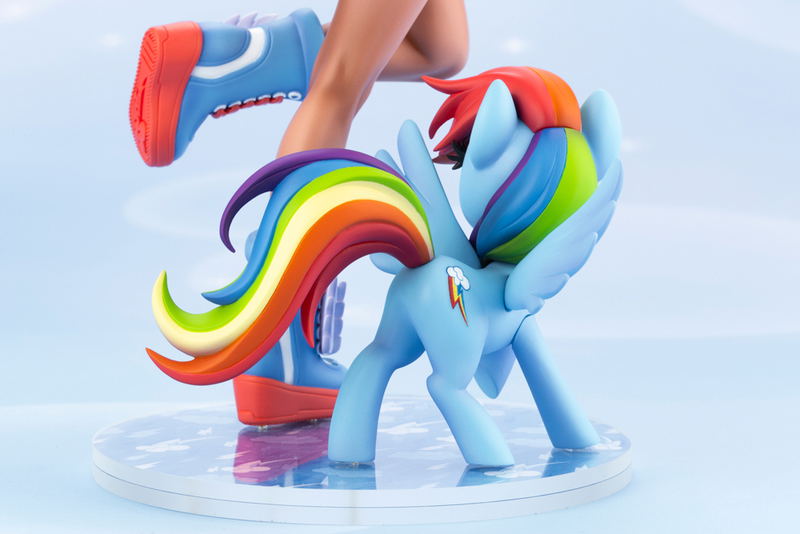 My Little Pony 1/7 Scale Pre-Painted Figure: Bishoujo Rainbow Dash (Re-run) image 13