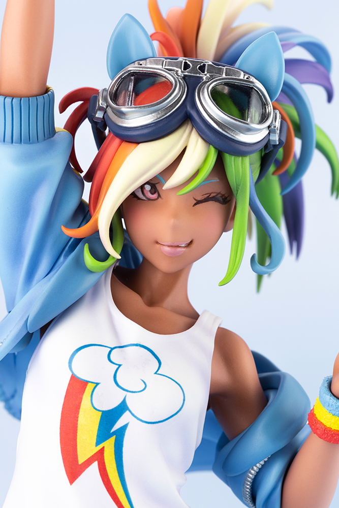 My Little Pony 1/7 Scale Pre-Painted Figure: Bishoujo Rainbow Dash (Re-run) image 8