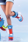 My Little Pony 1/7 Scale Pre-Painted Figure: Bishoujo Rainbow Dash (Re-run) thumbnail 10