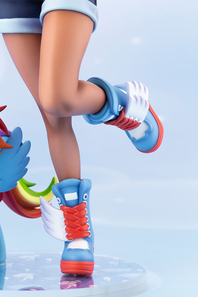 My Little Pony 1/7 Scale Pre-Painted Figure: Bishoujo Rainbow Dash (Re-run) image 10
