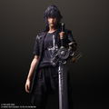 Final Fantasy XV Play Arts Shin: Noctis Lucis Caelum thumbnail 8