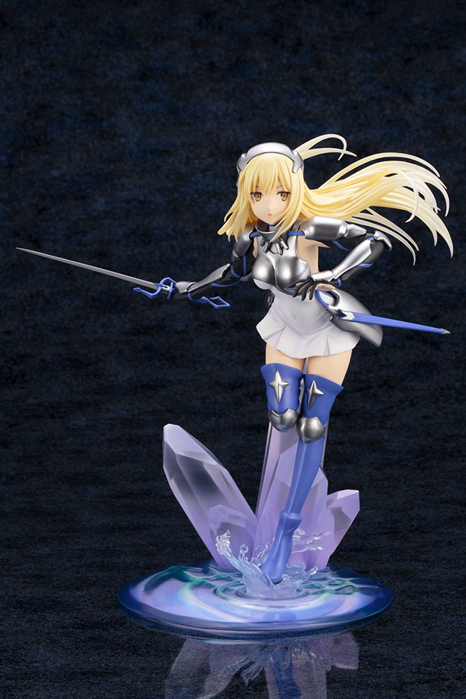 Sword Oratoria Is it Wrong to Try to Pick Up Girls in a Dungeon? On the Side 1/7 Scale Pre-Painted Figure: Ais Wallenstein (Re-run) image 3