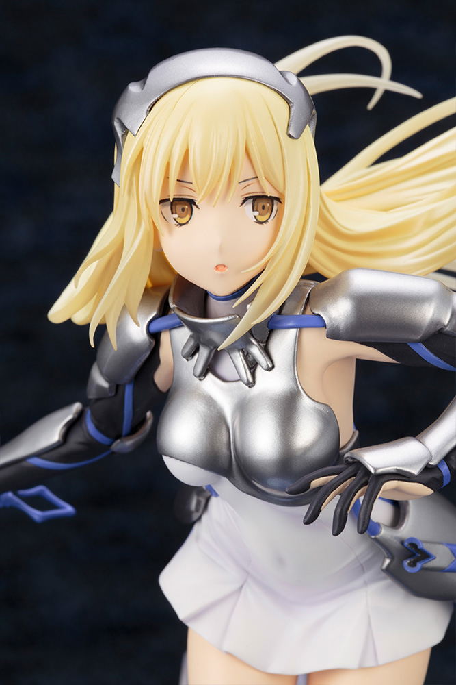 Sword Oratoria Is it Wrong to Try to Pick Up Girls in a Dungeon? On the Side 1/7 Scale Pre-Painted Figure: Ais Wallenstein (Re-run) image 7