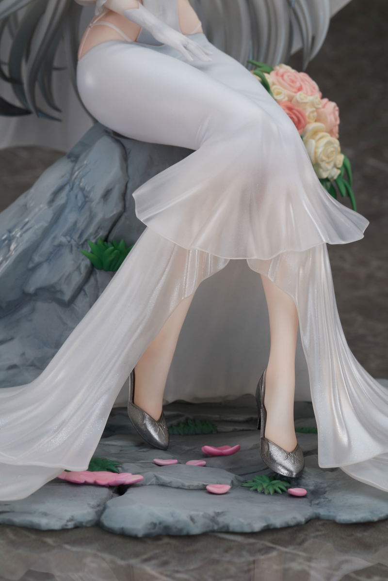 Azur Lane 1/6 Scale Pre-Painted Figure: Hermione Dawn's Oath Ver. image 6