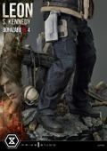 Ultimate Premium Masterline Resident Evil 4 1/4 Scale Statue: Leon S. Kennedy thumbnail 27