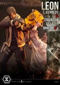 Ultimate Premium Masterline Resident Evil 4 1/4 Scale Statue: Leon S. Kennedy VS Chainsaw Villager thumbnail 4