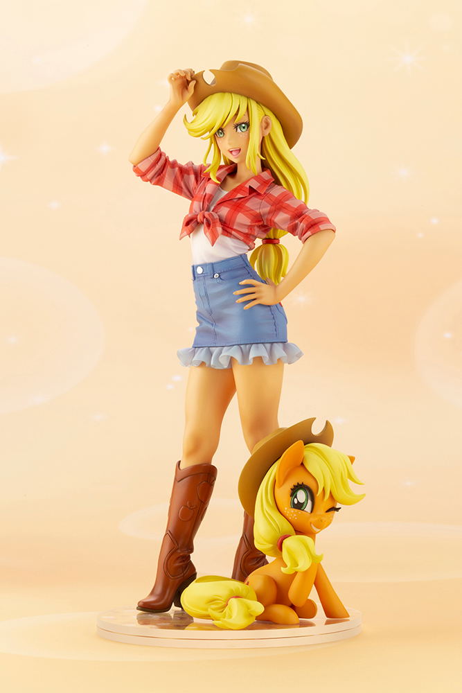 My Little Pony 1/7 Scale Pre-Painted Figure: Bishoujo Applejack (Re-run) image 2