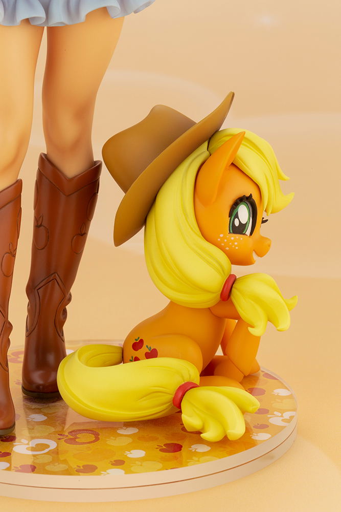 My Little Pony 1/7 Scale Pre-Painted Figure: Bishoujo Applejack (Re-run) image 15