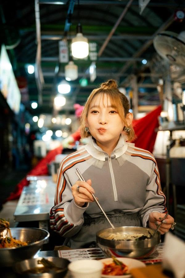 Yoshino Nanjo Photo Book: Skip Trip In Korea image 3