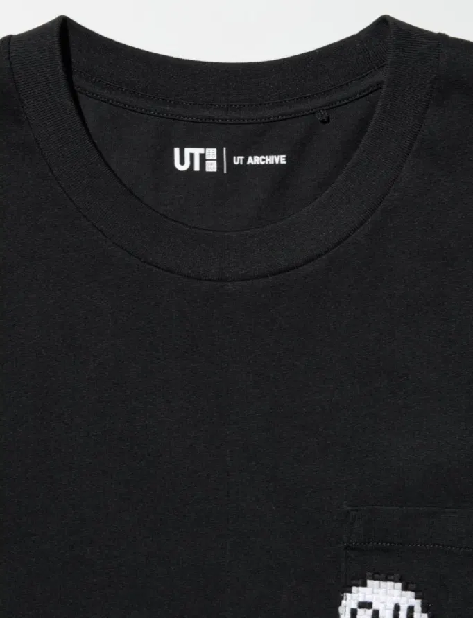 UT Super Mario - Boo T-Shirt (Black | Size XL) image 3