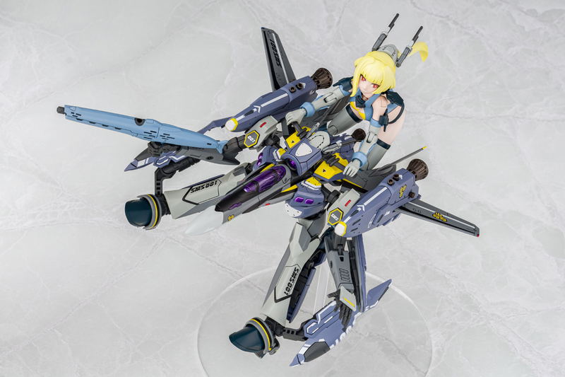 V.F.G. Macross Frontier Plastic Model Kit: VF-25S Super Messiah image 12
