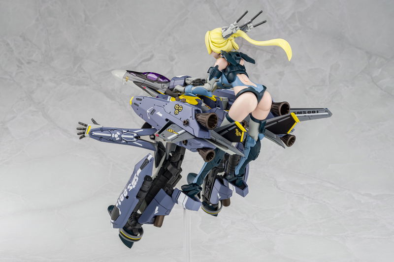V.F.G. Macross Frontier Plastic Model Kit: VF-25S Super Messiah image 13