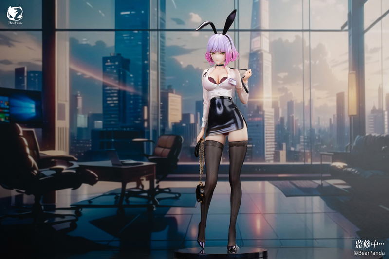 Original Character 1/4 Scale Pre-Painted Figure: YD Bunny Girl Luna image 2