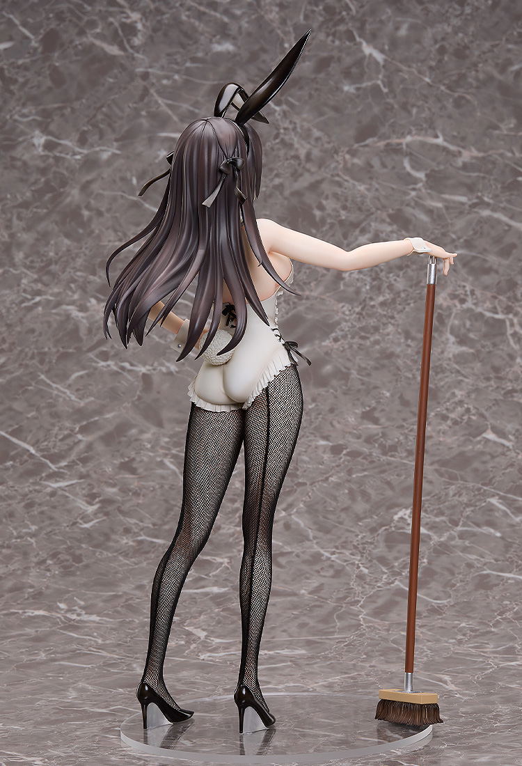 I May Be a Guild Receptionist, But I'll Solo Any Boss to Clock Out on Time 1/4 Scale Pre-Painted Figure: Alina Clover Bunny Ver. image 6