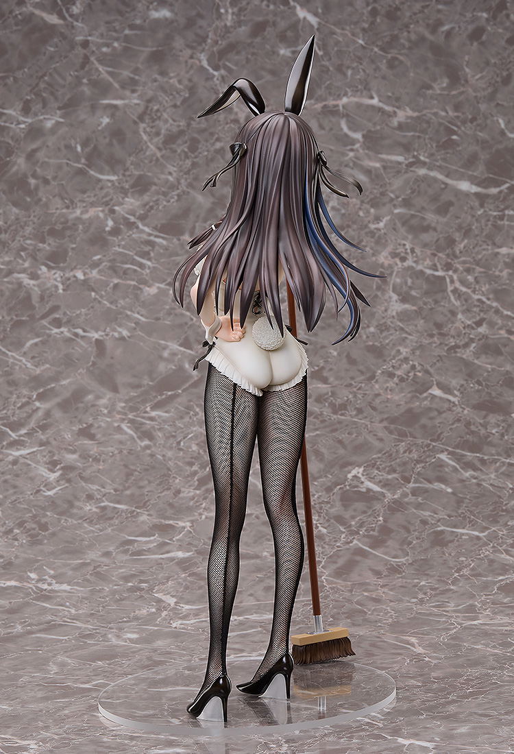 I May Be a Guild Receptionist, But I'll Solo Any Boss to Clock Out on Time 1/4 Scale Pre-Painted Figure: Alina Clover Bunny Ver. image 8