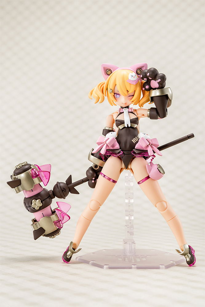 Megami Device 1/1 Scale Plastic Model Kit: Puni Mofu Kuro Mao image 4