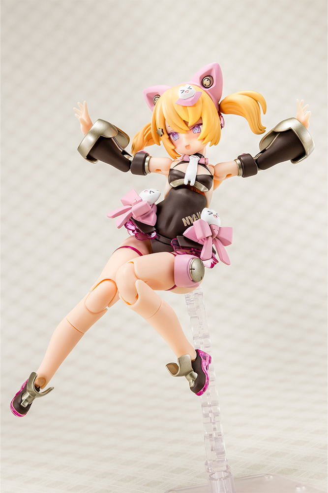 Megami Device 1/1 Scale Plastic Model Kit: Puni Mofu Kuro Mao image 7