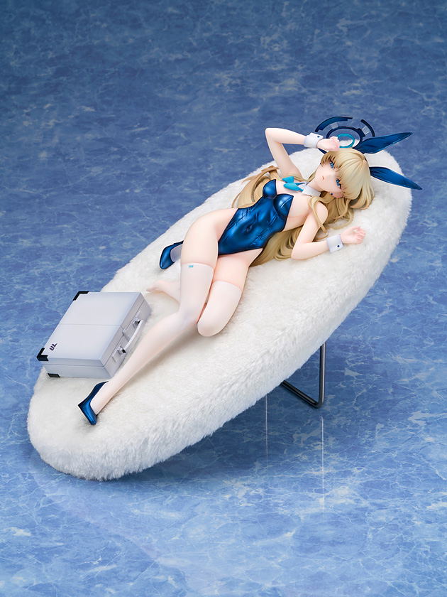 Blue Archive 1/7 Scale Pre-Painted Figure: Toki (Bunny Girl) Memorial Lobby Ver. image 9
