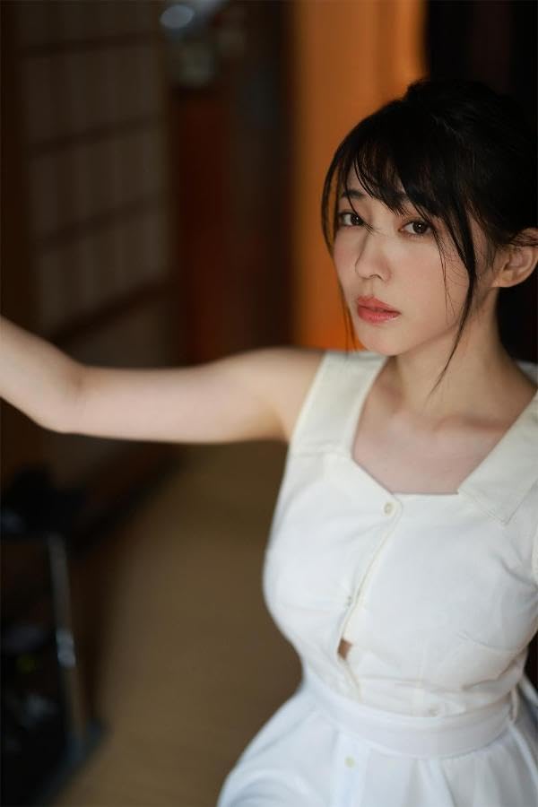 Rui Shido Photo Book: Hakuu