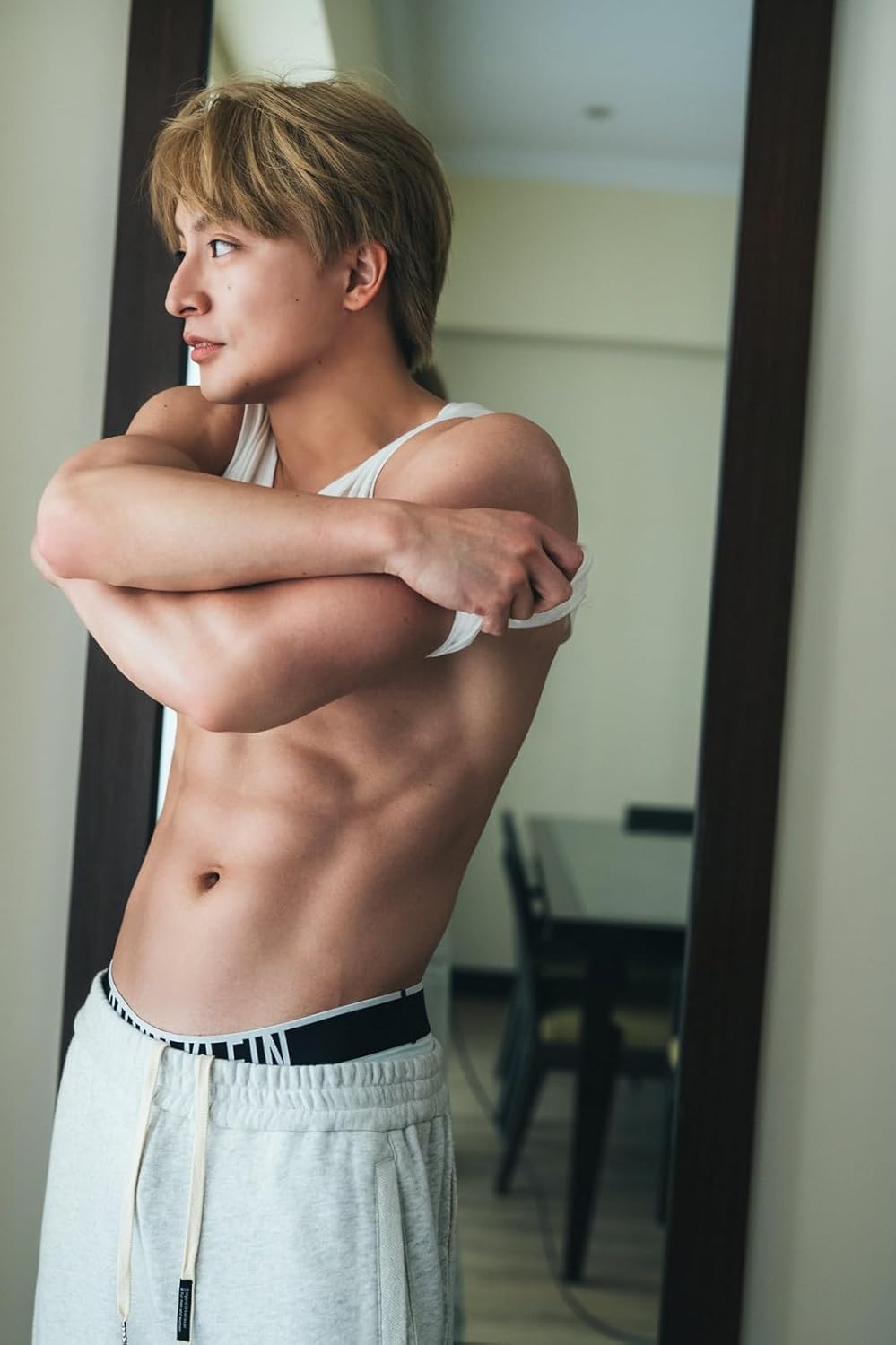 Alan Shirahama Second Photo Book