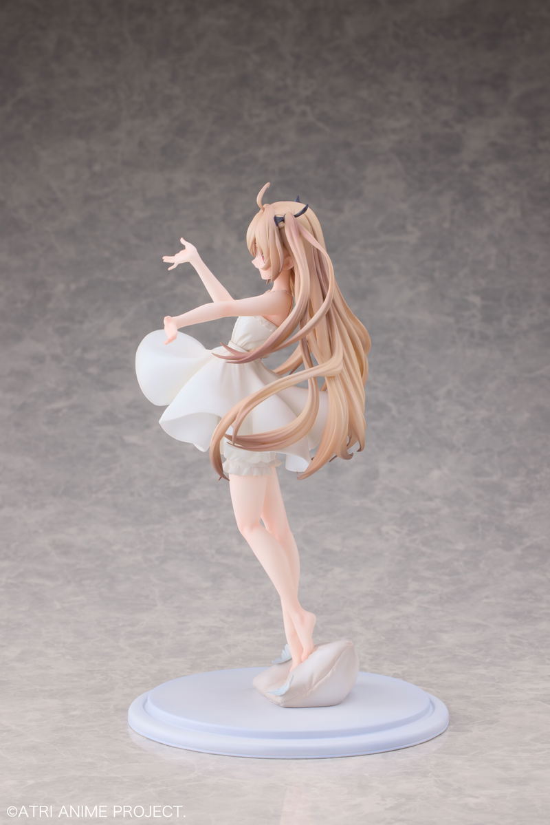 Atri My Dear Moments 1/7 Scale Pre-Painted Figure: Atri Pajama Ver. image 4