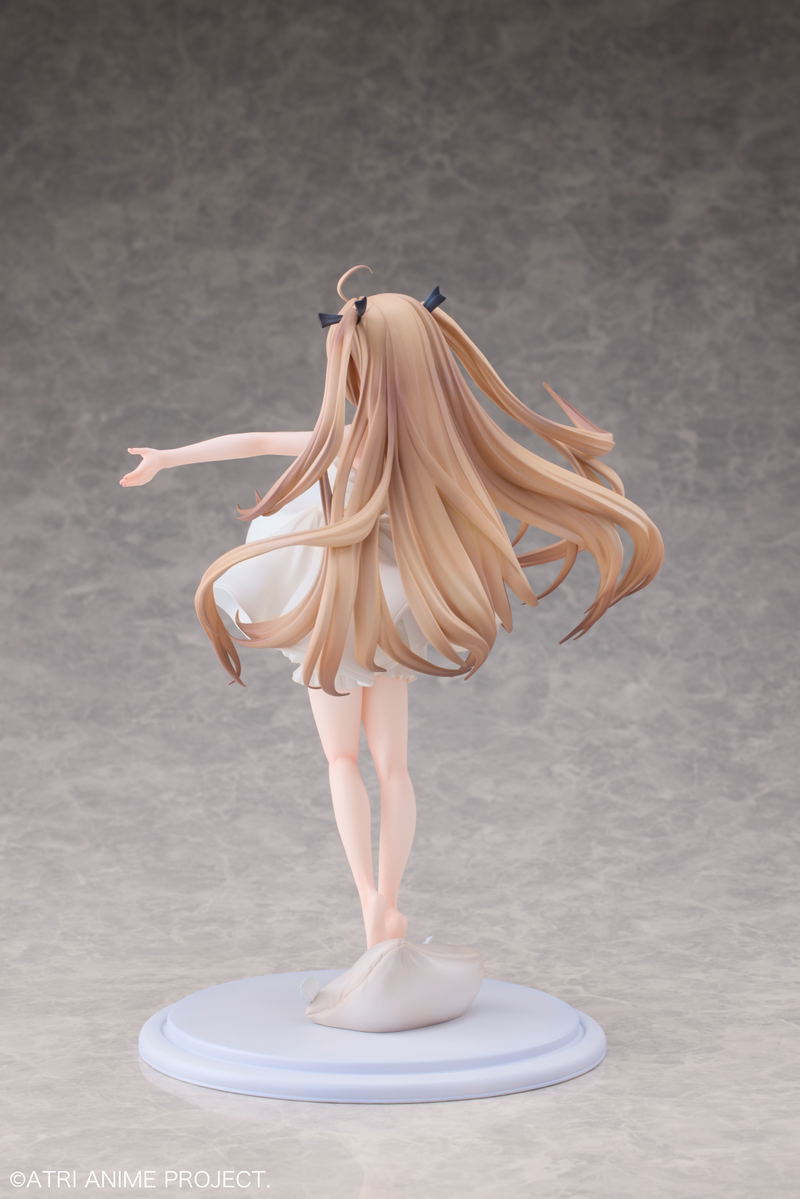 Atri My Dear Moments 1/7 Scale Pre-Painted Figure: Atri Pajama Ver. image 5