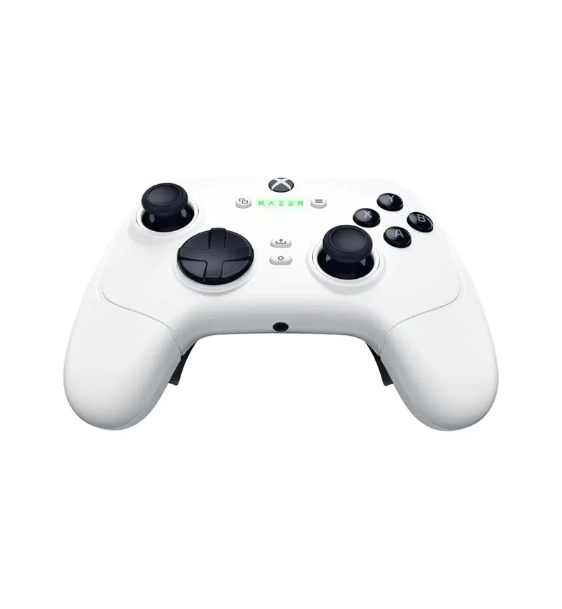 Razer Wolverine V3 Pro Wireless Esports Controller for Xbox Series X|S, Xbox One and PC (White) image 4