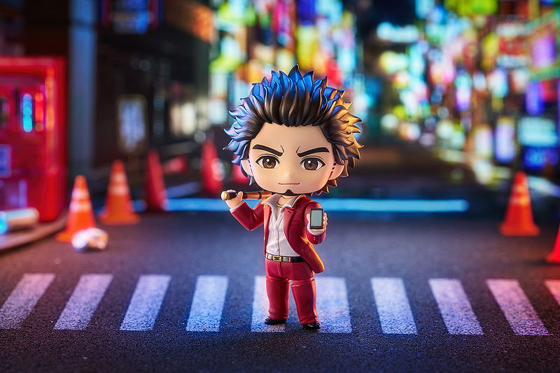 Nendoroid No. 2720 Yakuza: Kasuga Ichiban image 9