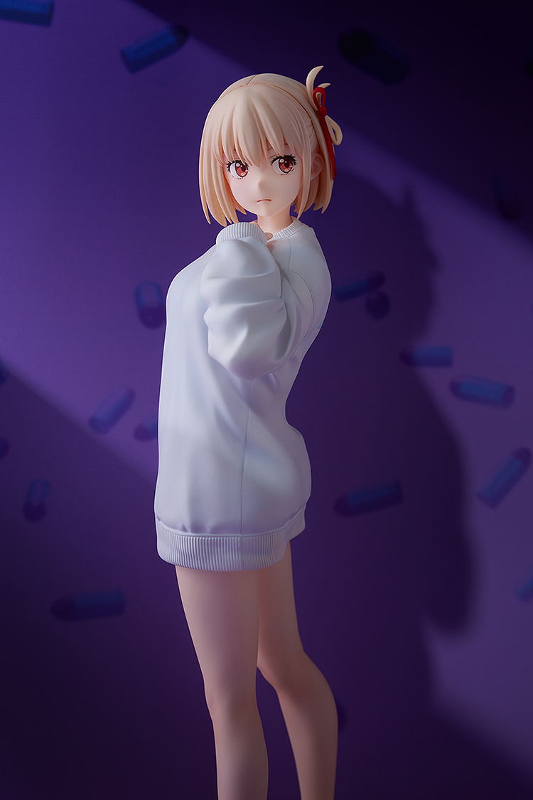 Lycoris Recoil 1/7 Scale Pre-Painted Figure: Nishikigi Chisato Oversized Sweatshirt Ver. image 10